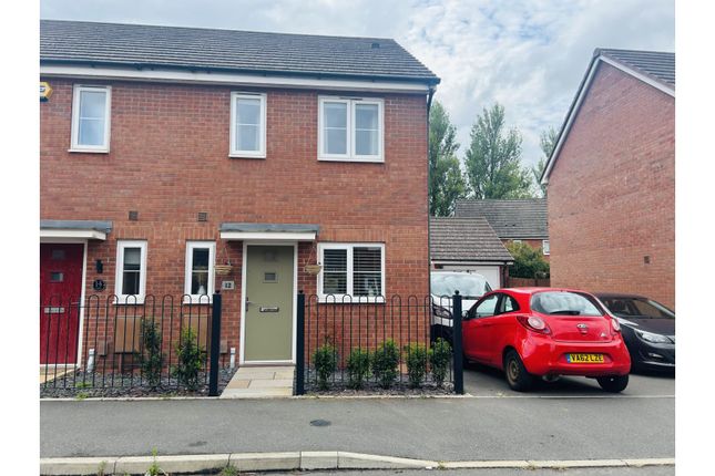 2 bedroom semi-detached house for sale