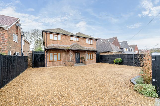 4 bed detached house