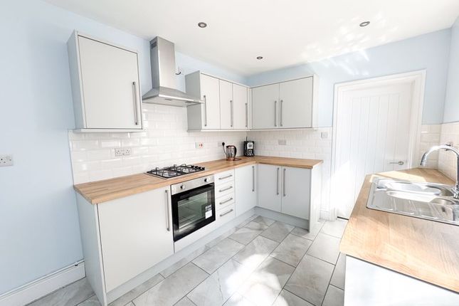 CASTLE STREET, GRIMSBY 3 bed terraced house for sale