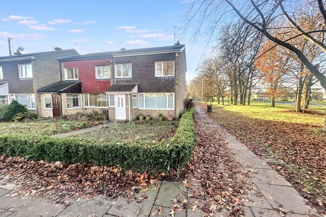 Doddington Drive, Cramlington... 3 bed semi