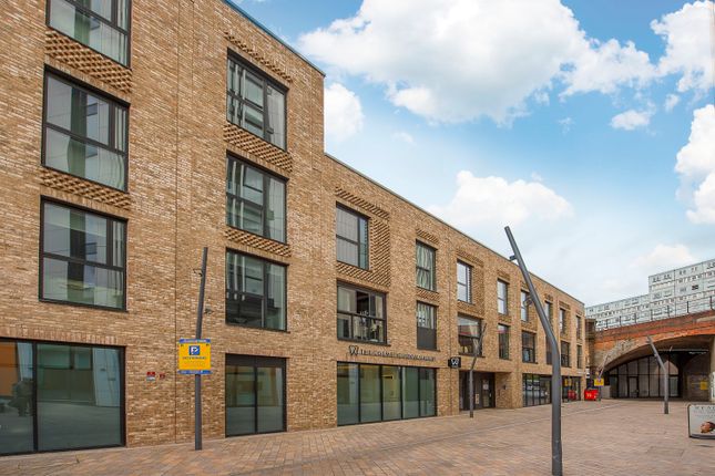 3 bedroom flat for sale