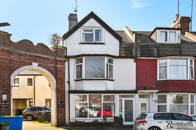 Willowfield Square, Eastbourne BN22 4 bed end of terrace house for sale