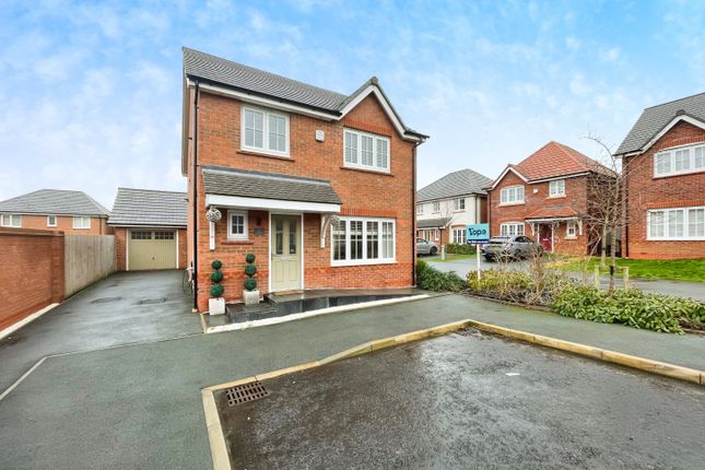 4 bed detached house