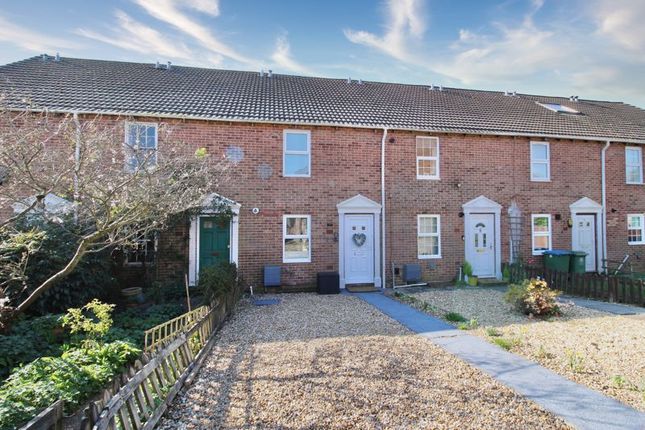 Howerts Close, Southampton SO31 3 bed terraced house for sale