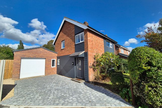 4 bed detached house