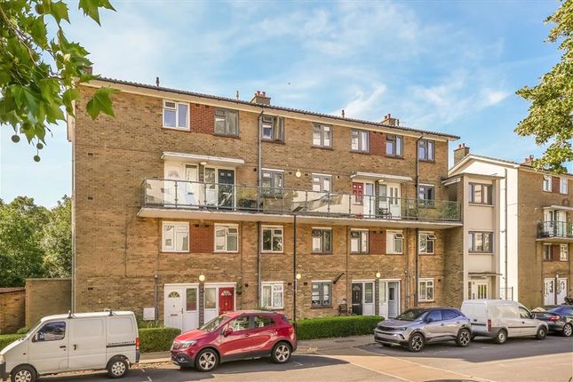 2 bedroom maisonette for sale
