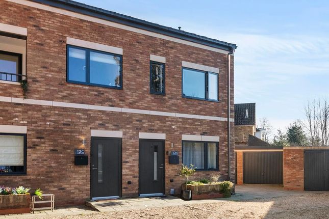 4 bedroom end of terrace house for sale