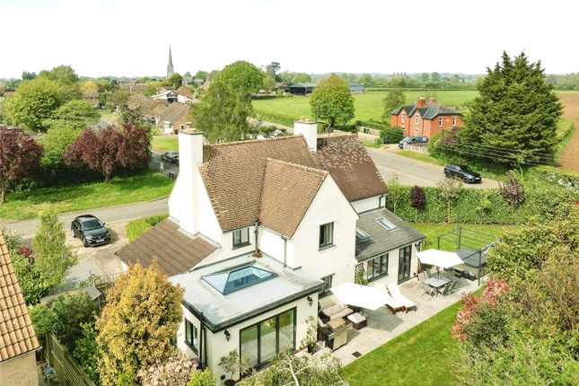 4 bed detached house