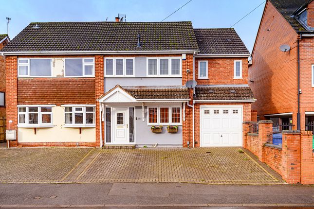 Radnor Drive, Nuneaton, CV10 5 bed semi