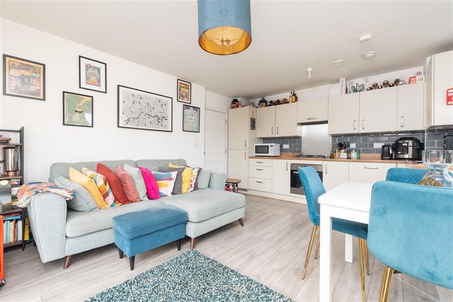2 bed flat