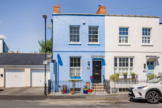 3 bed semi-detached house