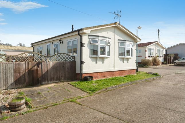 2 bedroom mobile home for sale