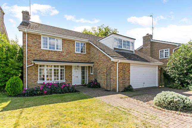 4 bed detached house