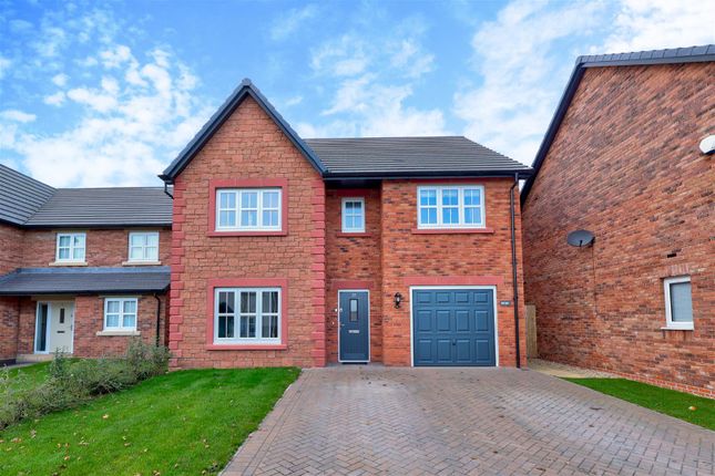 4 bed detached house