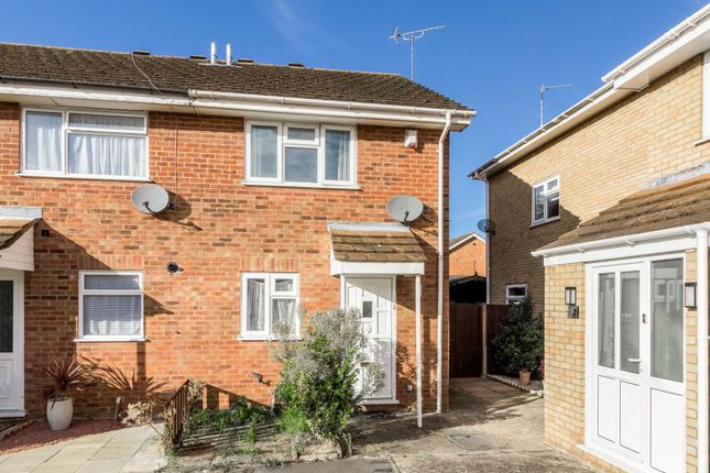 Petersham Close, Newport Pagnell MK16 2 bed end of terrace house for sale