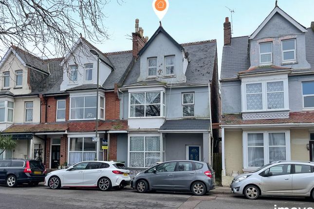 9 bed end terrace house