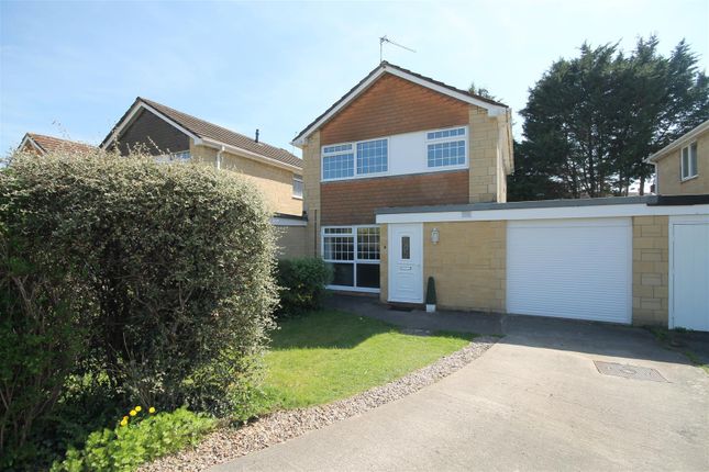 3 bedroom link detached house for sale