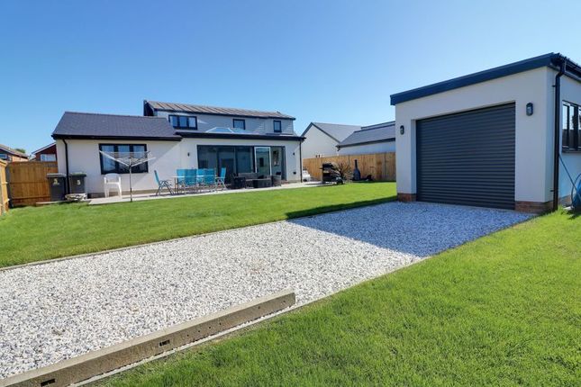 5 bed detached bungalow