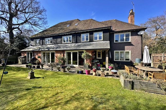 Sway Road, Brockenhurst, Hampshire, SO42 9 bed detached house for sale