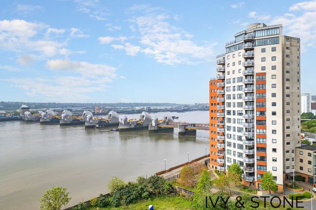 Wards Wharf Approach, London, E16 1 bed apartment for sale