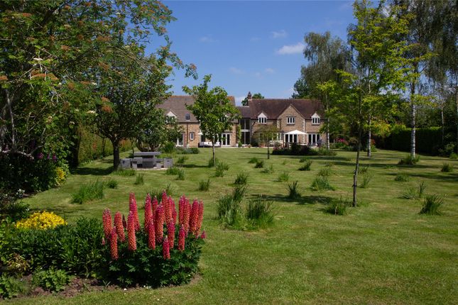 Murcott, Kidlington, Oxfordshire, OX5 6 bed detached house for sale