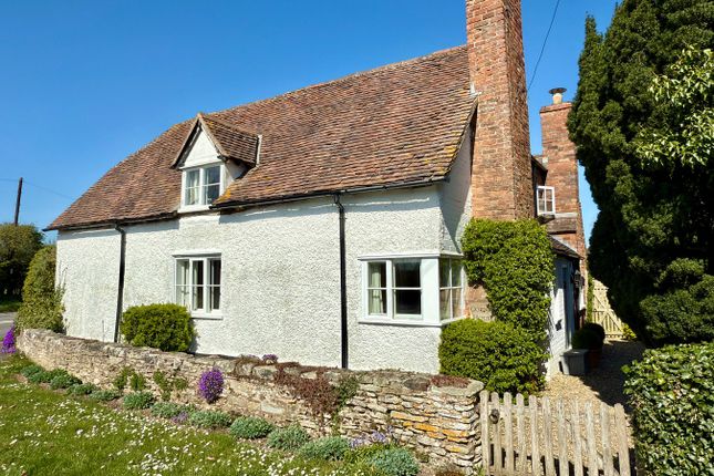 Tewkesbury GL20 4 bed detached house for sale