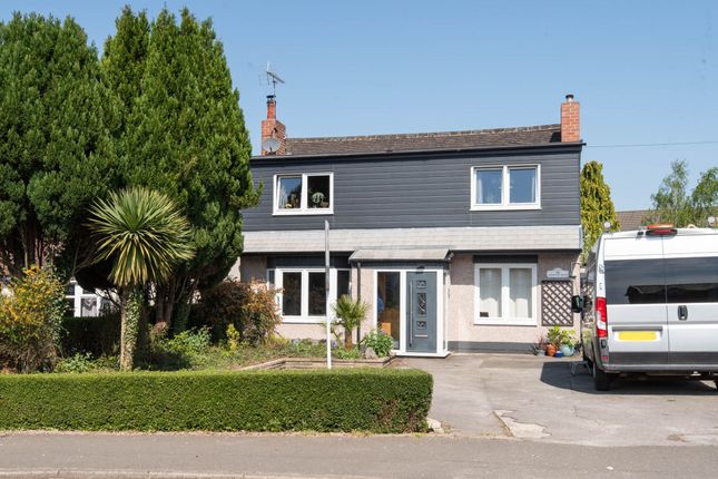 Ashover Road, Chesterfield S42 4 bed detached house for sale