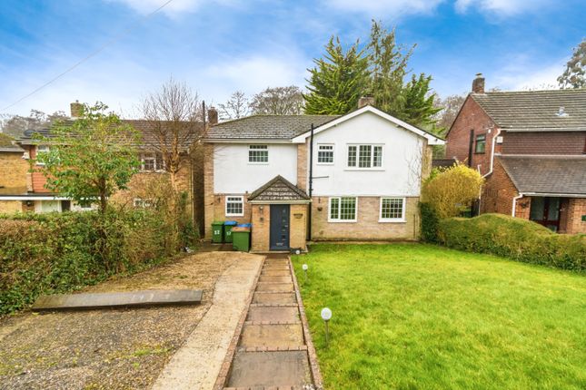 4 bed detached house