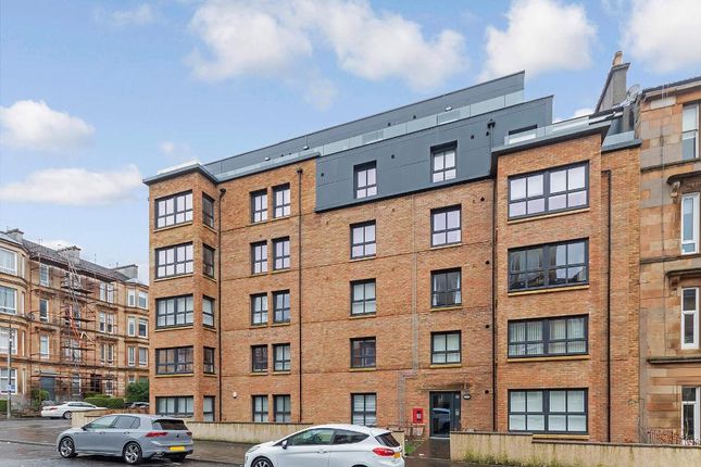 Armadale Street, Dennistoun, G31 2RQ 2 bed flat for sale