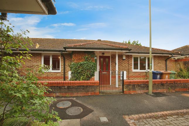2 bedroom semi-detached bungalow for sale