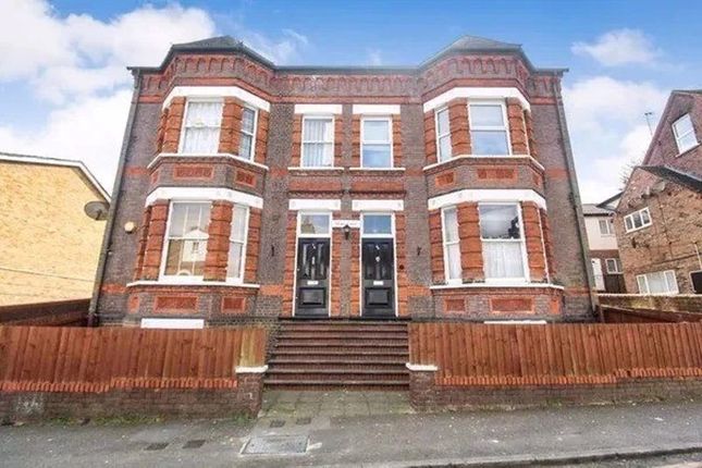 Stockwood Crescent, Luton 2 bed flat for sale