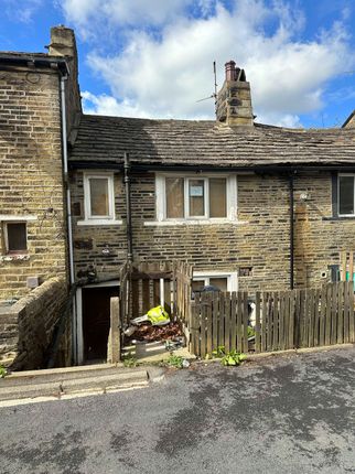 Roper Green, Halifax HX2 2 bed property for sale