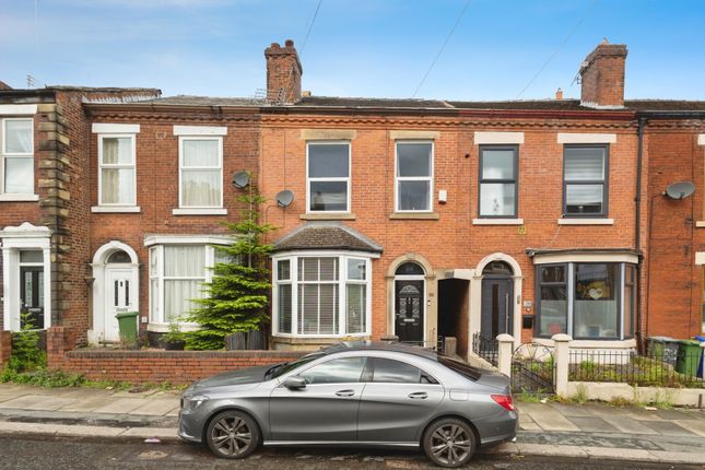 4 bed terraced house