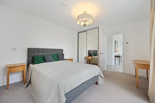 Trinity Way, Acton 1 bed flat for sale