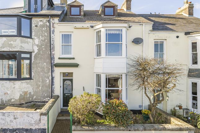 5 bedroom terraced house for sale
