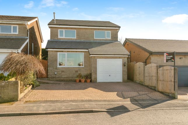 4 bed detached house