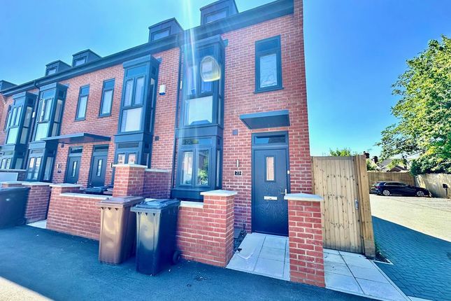 3 bed town house