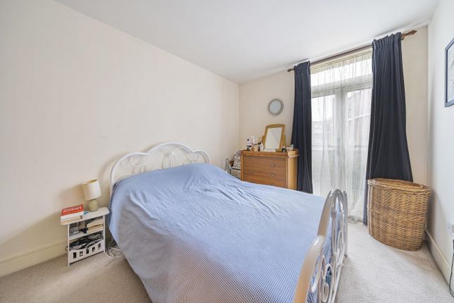 Southampton Way, London SE5 1 bed flat for sale