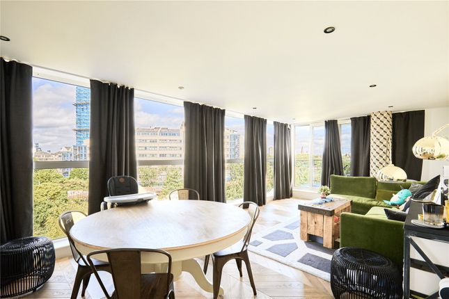 The Boulevard, Imperial Wharf, SW6 2 bed apartment for sale