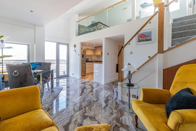 Pierhead View, Penarth CF64 1 bed apartment for sale