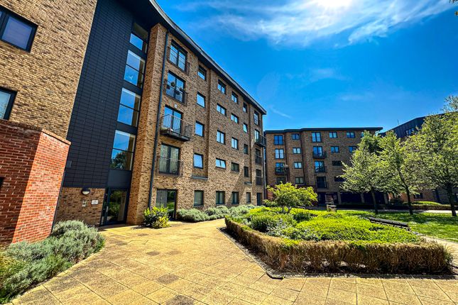 2 bed flat