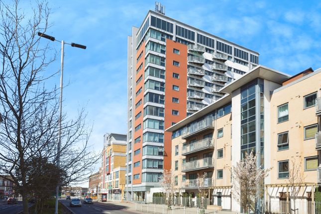 2 bed flat
