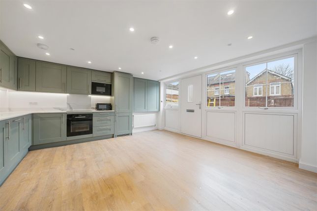 2 bedroom house for sale