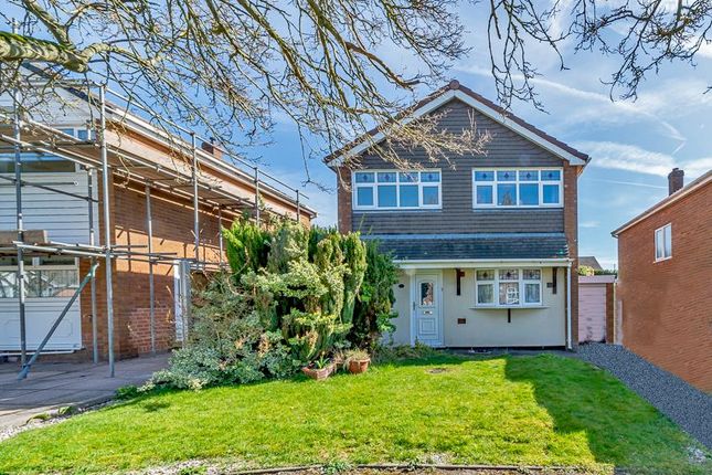 Lydford Road, Walsall WS3 3 bed detached house for sale