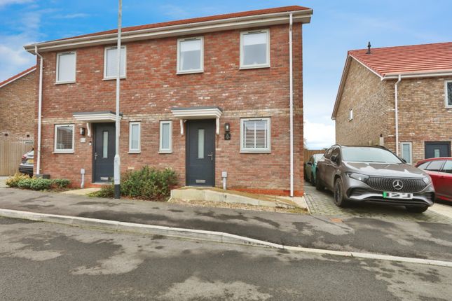 Howell Park, Preston, HU12 8FQ 3 bed semi