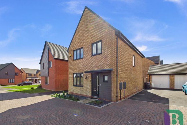 Wilson Grove, Milton Keynes MK17 4 bed detached house for sale