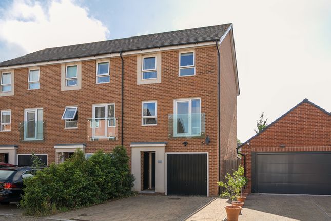 Warneford Road, Bristol BS16 3 bed semi