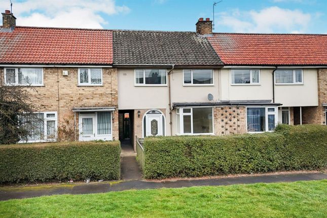Saffrondale, Anlaby, Hull 2 bed terraced house for sale