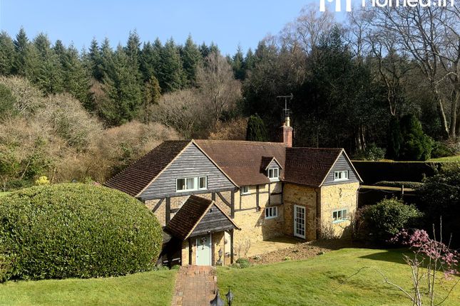 Row Lane, Albury, Guildford 3 bed detached house for sale