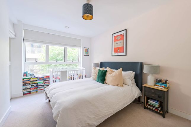 Ardens Building, London E3 1 bed flat for sale